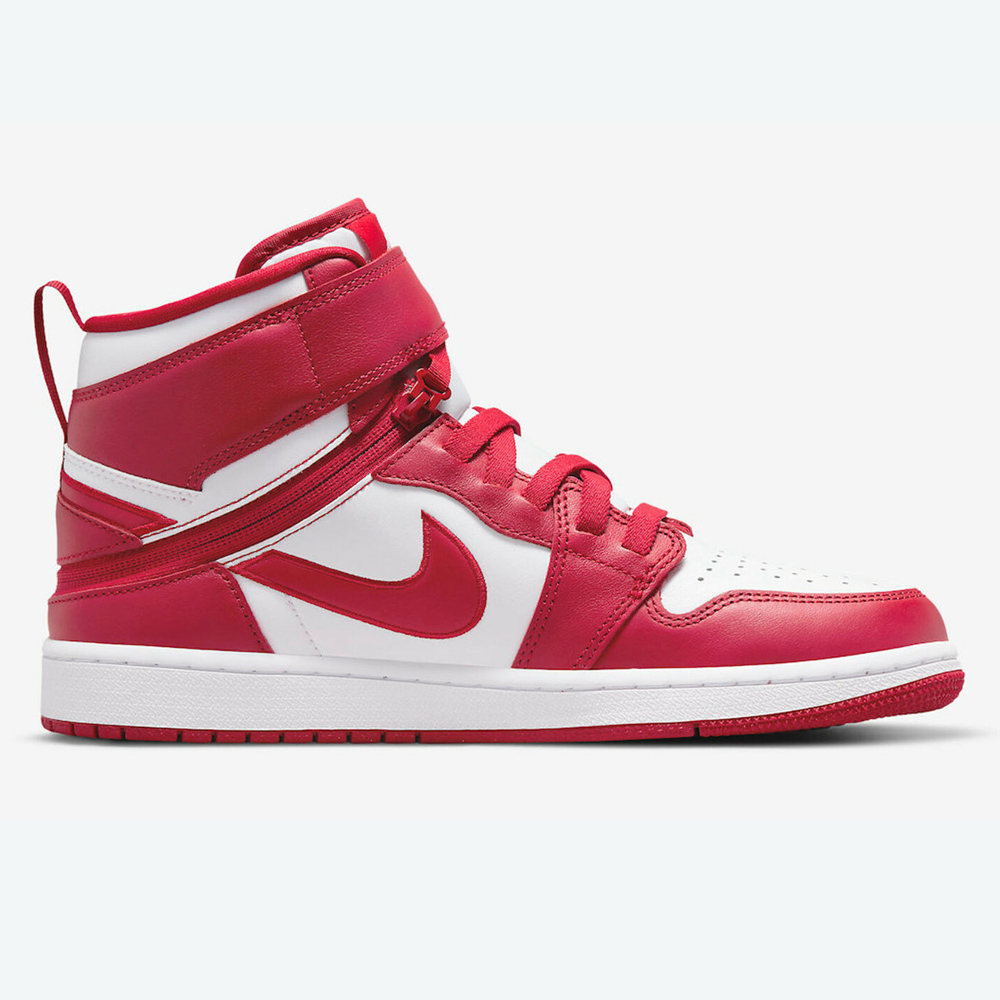 Tênis Nike Jordan 1 Hi FlyEase 