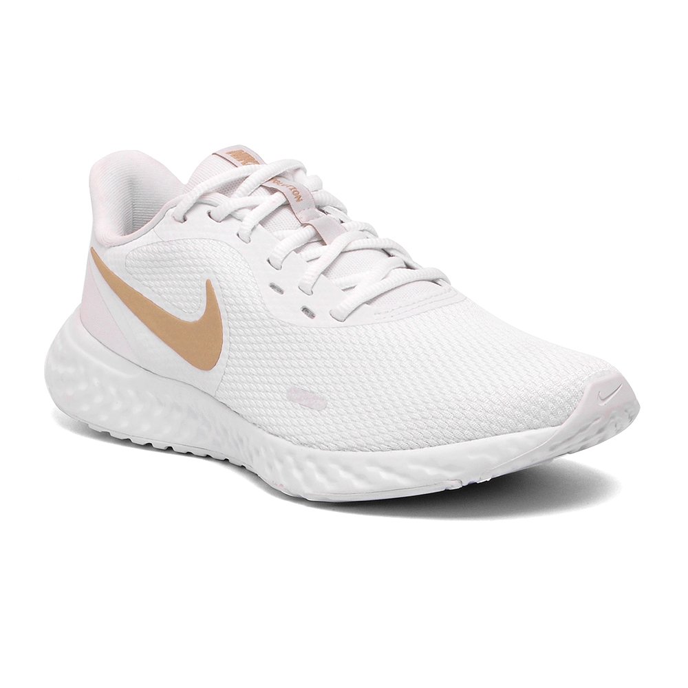 bq3207 nike revolution