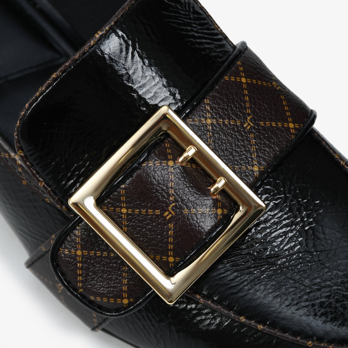 Loafer Jorge Bischoff Preto Couro Crinkle Feminino