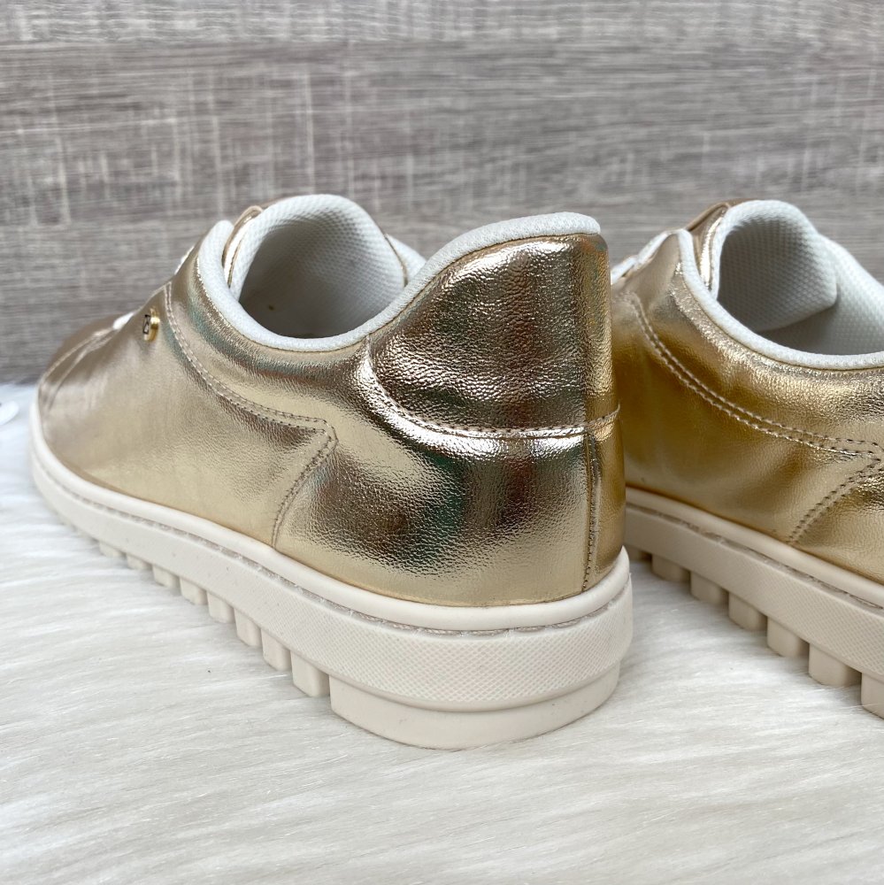 Chinelo Nuvem Piccadilly Marshmallow Retrô 2000 Feminino