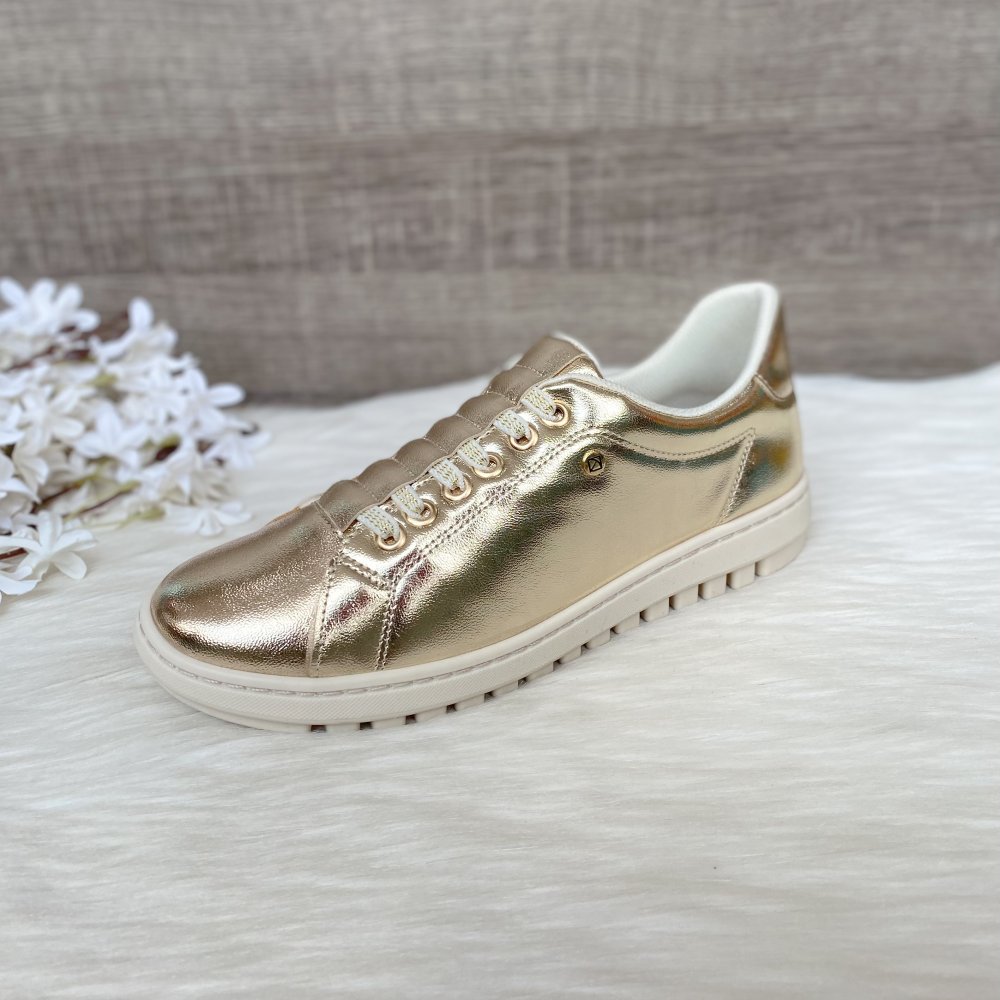 Chinelo Nuvem Piccadilly Marshmallow Retrô 2000 Feminino