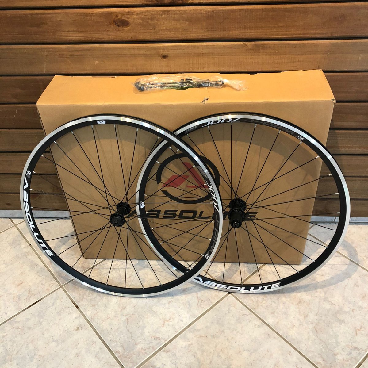 Comprar Par Roda Speed Aro 700 Wild-r Rolamentado Ferradura Cassete ...