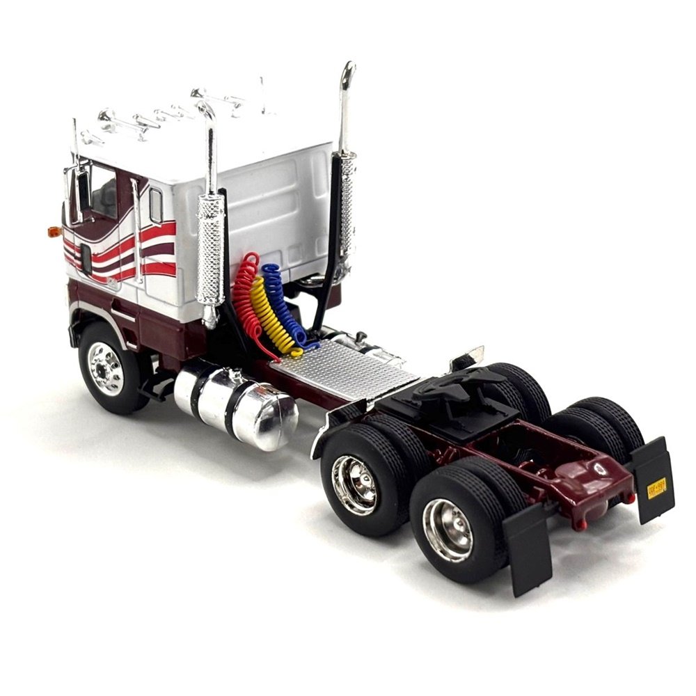 Miniatura Caminhão Ford CL 9000 (1976) - Branco/Vermelho - 1:64 - Ixo ...