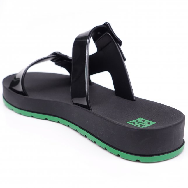 Loja de calçados Casas Ajita Ajita calçados possui Chinelos, das