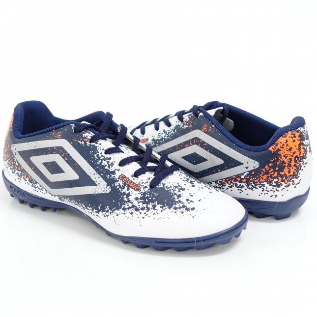 Loja de calçados Casas Ajita Ajita calçados possui Chuteiras