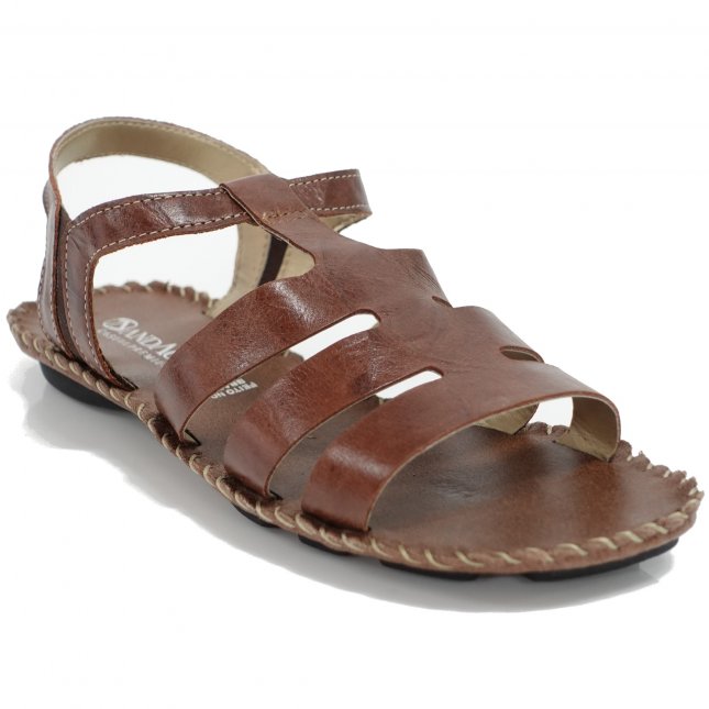 Loja de calçados Casas Ajita Ajita calçados possui Sandálias