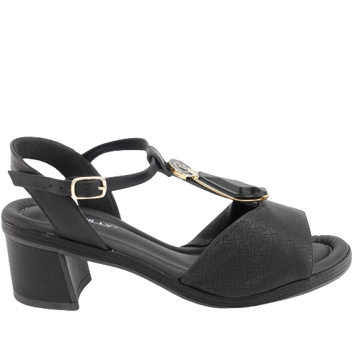 Loja de calçados Casas Ajita Ajita calçados possui Sandálias, das