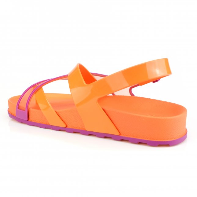 Loja de calçados Casas Ajita Ajita calçados possui Sandálias