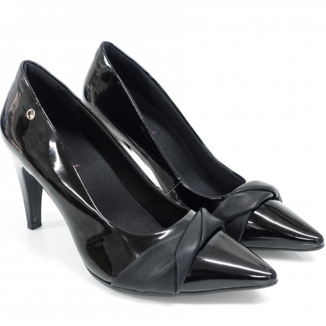 Loja de calçados Casas Ajita Ajita calçados possui Scarpins, das