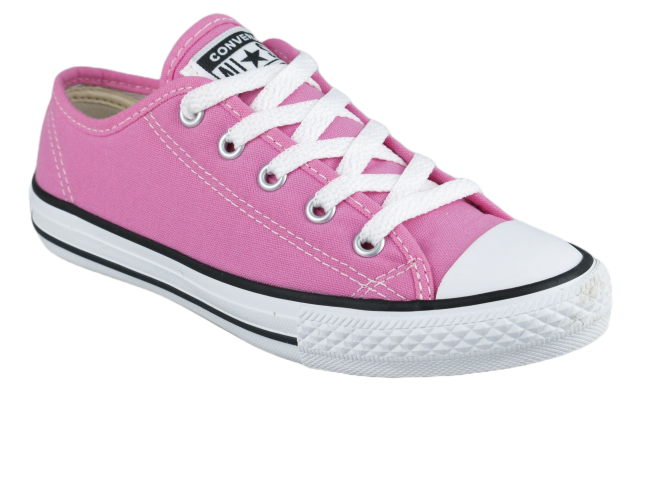 Loja de calçados Casas Ajita Ajita calçados possui Tênis