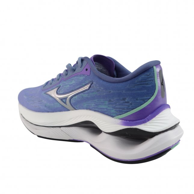 Loja de calçados Casas Ajita Ajita calçados possui Tênis, das mais