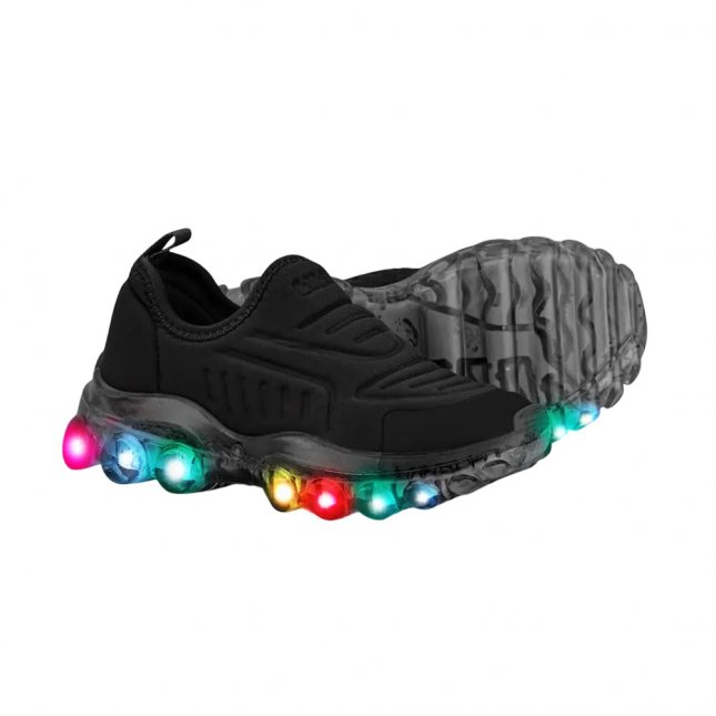 Loja de calçados Casas Ajita Ajita calçados possui Tênis, das mais