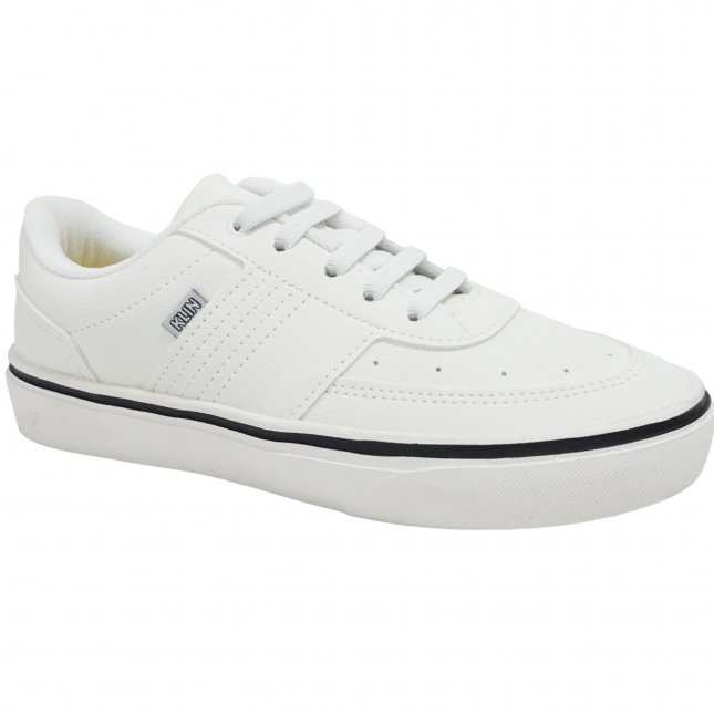 Loja de calçados Casas Ajita Ajita calçados possui Tênis, das mais