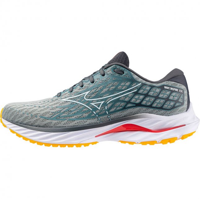 Loja de calçados Casas Ajita Ajita calçados possui Tênis, das mais