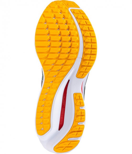 Loja de calçados Casas Ajita Ajita calçados possui Tênis, das mais