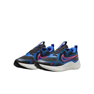 Loja de calçados Casas Ajita Ajita calçados possui Tênis, das mais