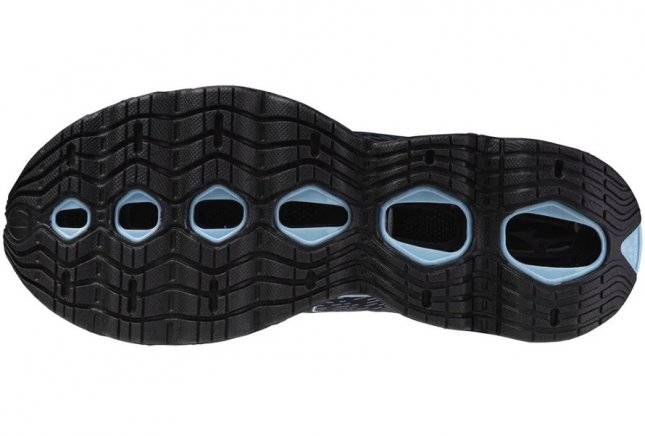 Loja de calçados Casas Ajita Ajita calçados possui Tênis, das mais