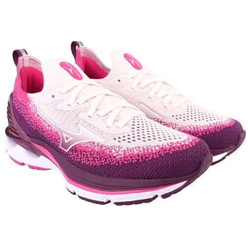 Loja de calçados Casas Ajita Ajita calçados possui Tênis, das mais