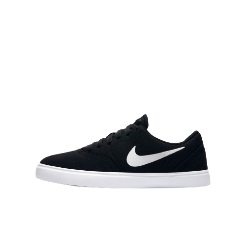 Loja de calçados Casas Ajita Ajita calçados possui Tênis, das mais