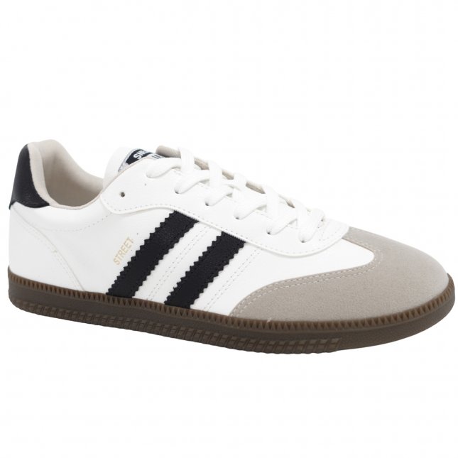 Loja de calçados Casas Ajita Ajita calçados possui Tênis, das mais