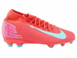 Loja de calçados Casas Ajita Ajita calçados possui Chuteiras Campo