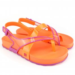 Loja de calçados Casas Ajita Ajita calçados possui Sandálias