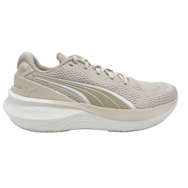 Loja de calçados Casas Ajita Ajita calçados possui Tênis, das mais