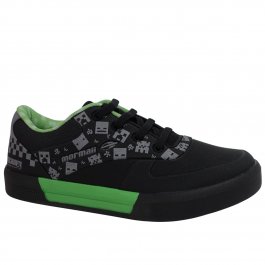 Loja de calçados Casas Ajita Ajita calçados possui Tênis, das mais