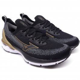 Loja de calçados Casas Ajita Ajita calçados possui Tênis, das mais