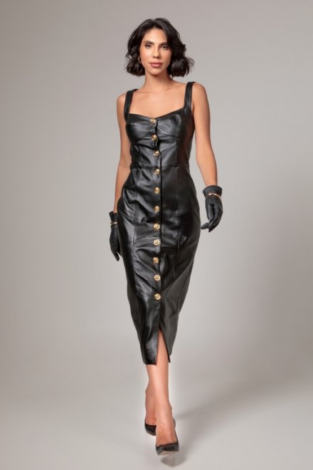 Vestido Preto Com Jaqueta De Couro E Bota Saia Midi Canelado