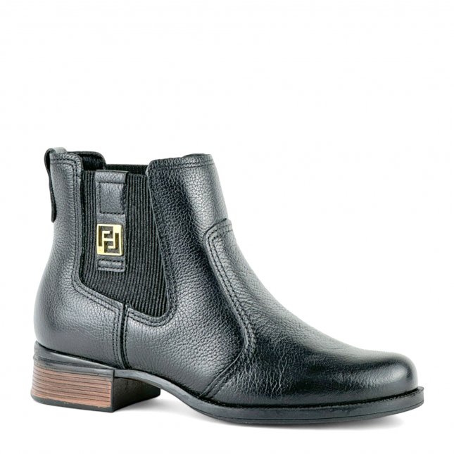 Bota Curta Couro Pelo Pegada Feminina