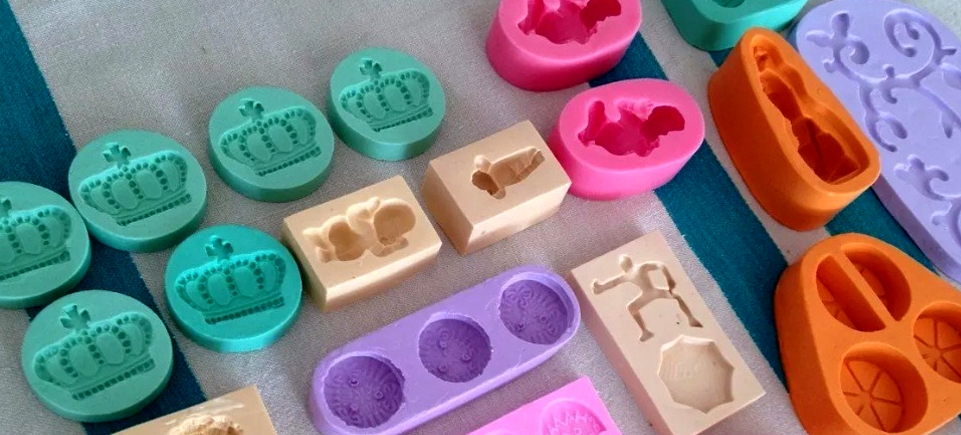 Qual melhor silicone para fazer molde de peças de biscuit, gesso e confeitaria?