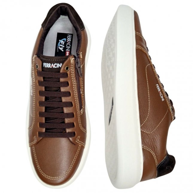 Tênis Casual em Couro Ferracini24hr Marvin 7318-683