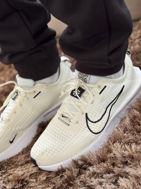Tênis Esportivo Nike Masculino Interact Run Off White Iria Calçados
