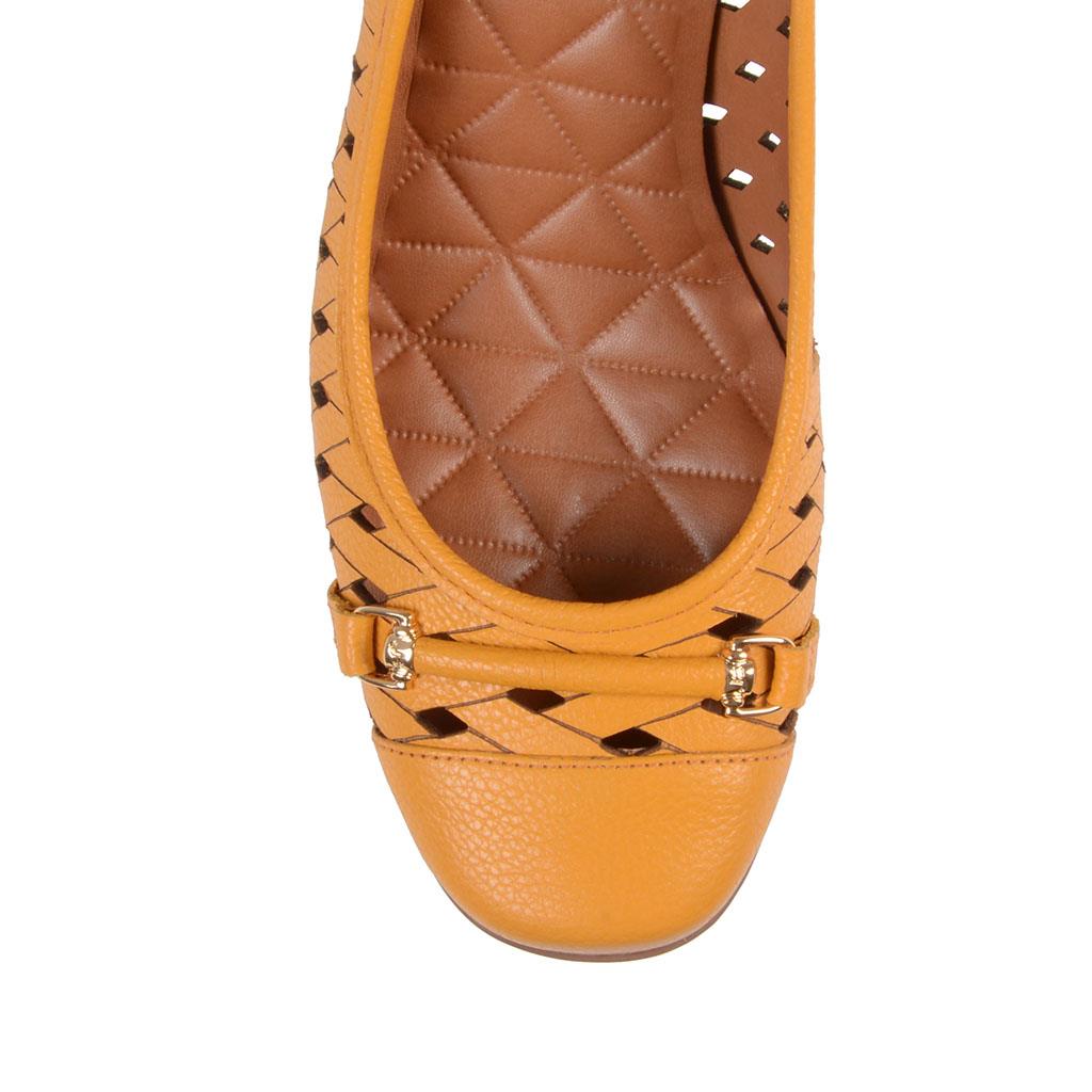 scarpin jorge bischoff amarelo