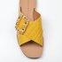 Rasteira Couro Texturizado Yellow com Pedrarias V22 3