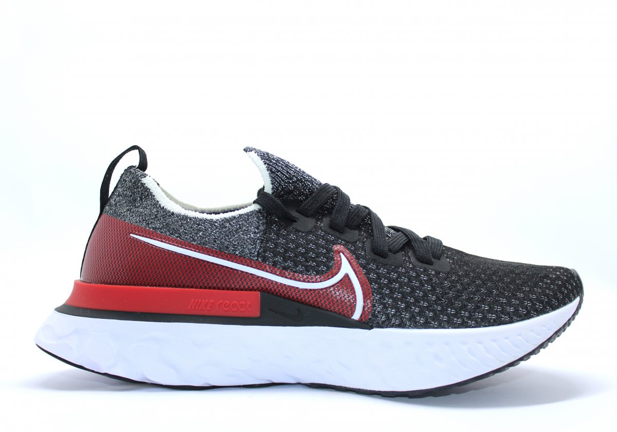 tenis react infinity