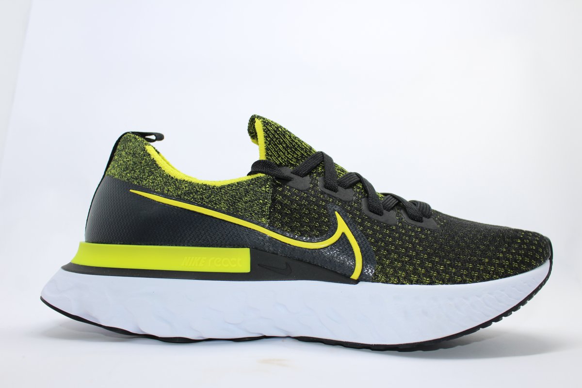 tenis infinity react