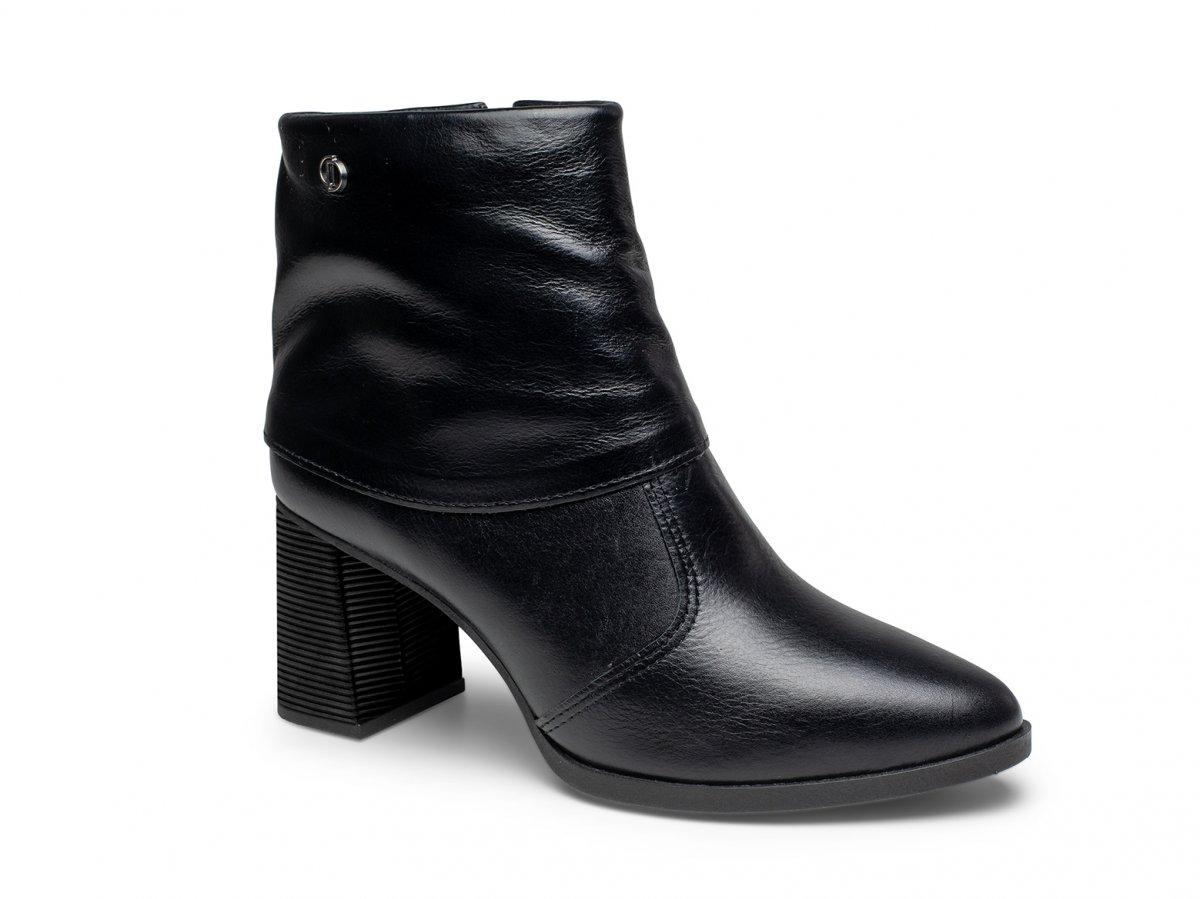 Bota Cano Curto Dakota D2381 Feminino