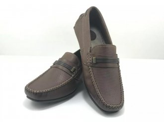 sapato mocassim pegada