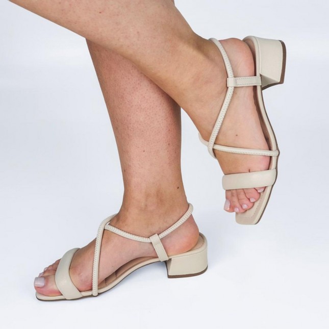 Sandália Feminina Dakota Sandalia Dakota Salto Baixo Sandália