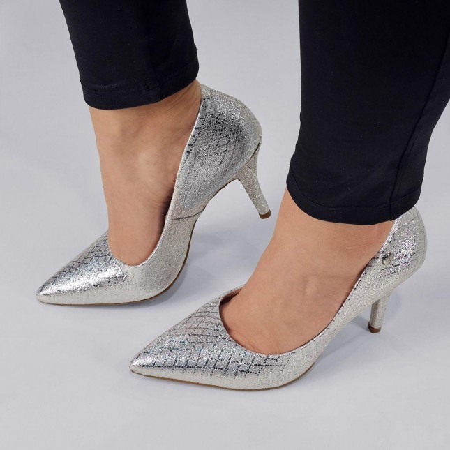 Sapato Vizzano Bico Fino Salto Fino Metalizado Margil