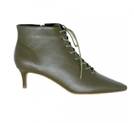 bota salto com cadarço