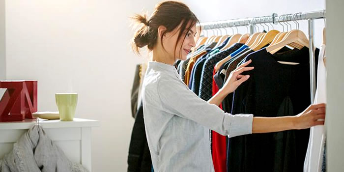 11 peças essenciais no guarda roupas das mulheres
