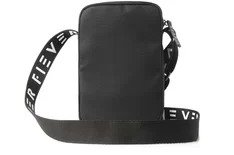 basic black crossbody bolsa