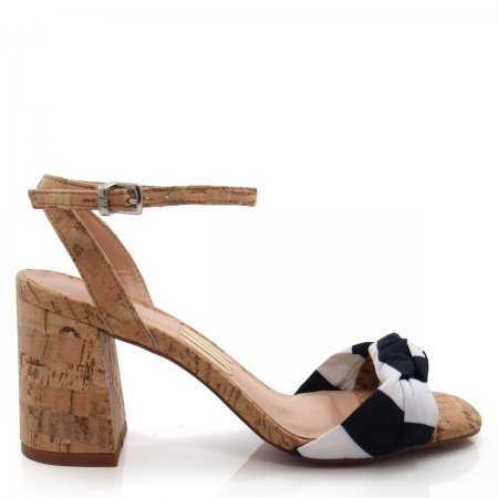 Sandália Feminina Salto Grosso Uza Shoes A15b550a0004 Sandália Feminina Salto Grosso Uza Shoes A15b550a0004