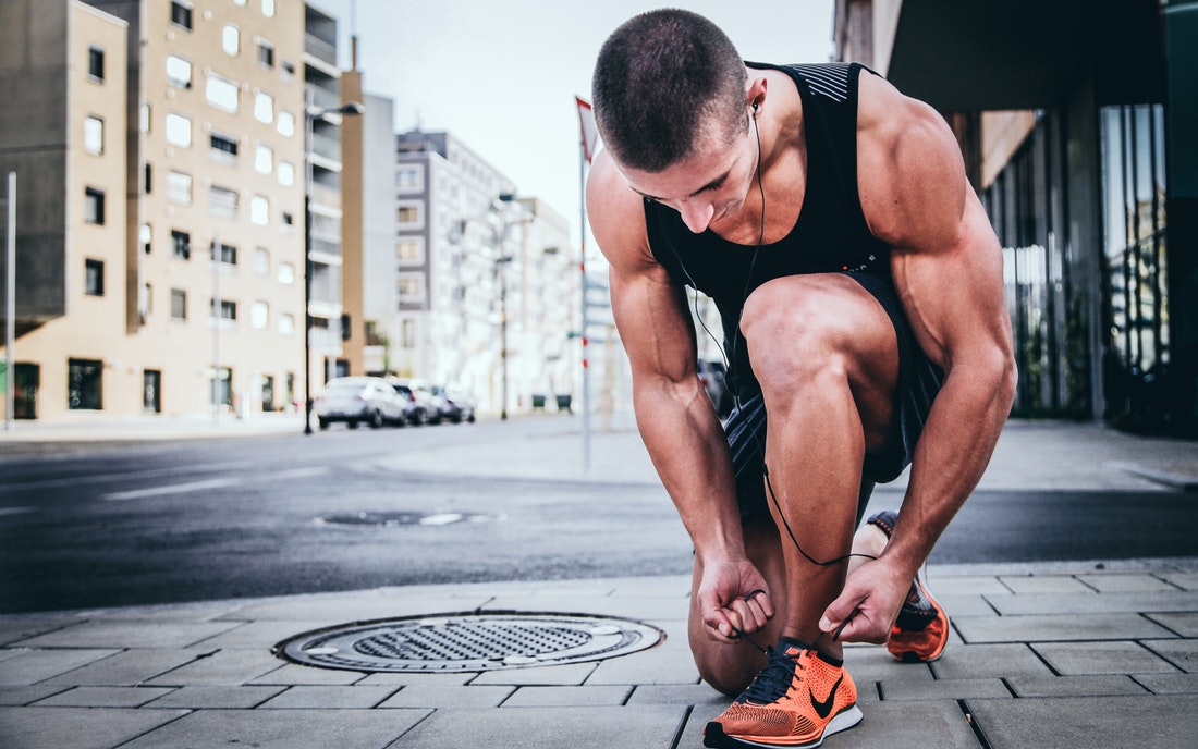 5 cuidados básicos para os seus tênis de performance durarem mais