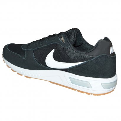 nike nightgazer feminino