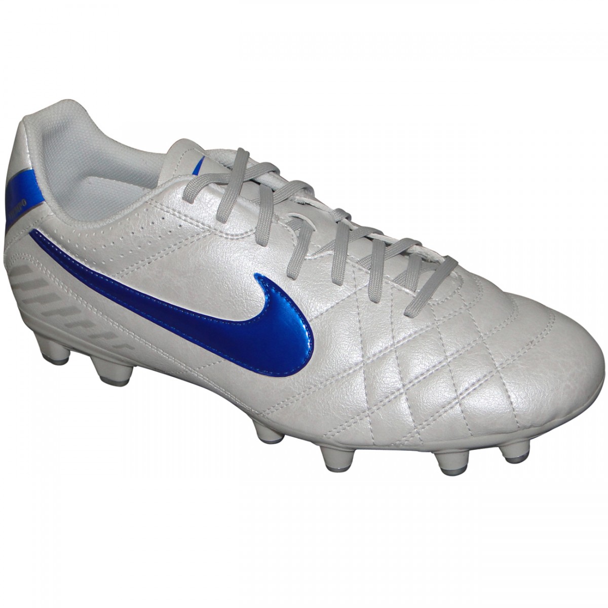 nike tiempo natural iv