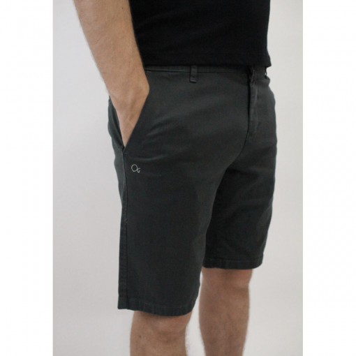 short ogochi masculino